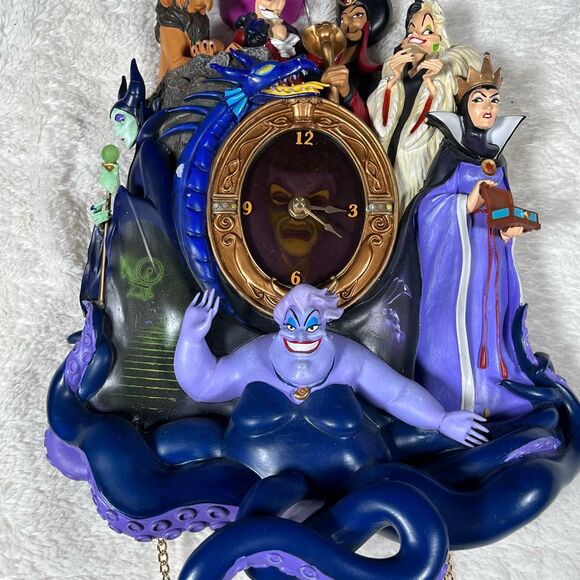 Disney Bradford Exchange Classic Villains 2017 Wall Clock With Lights And Music - Picture 3 of 7
